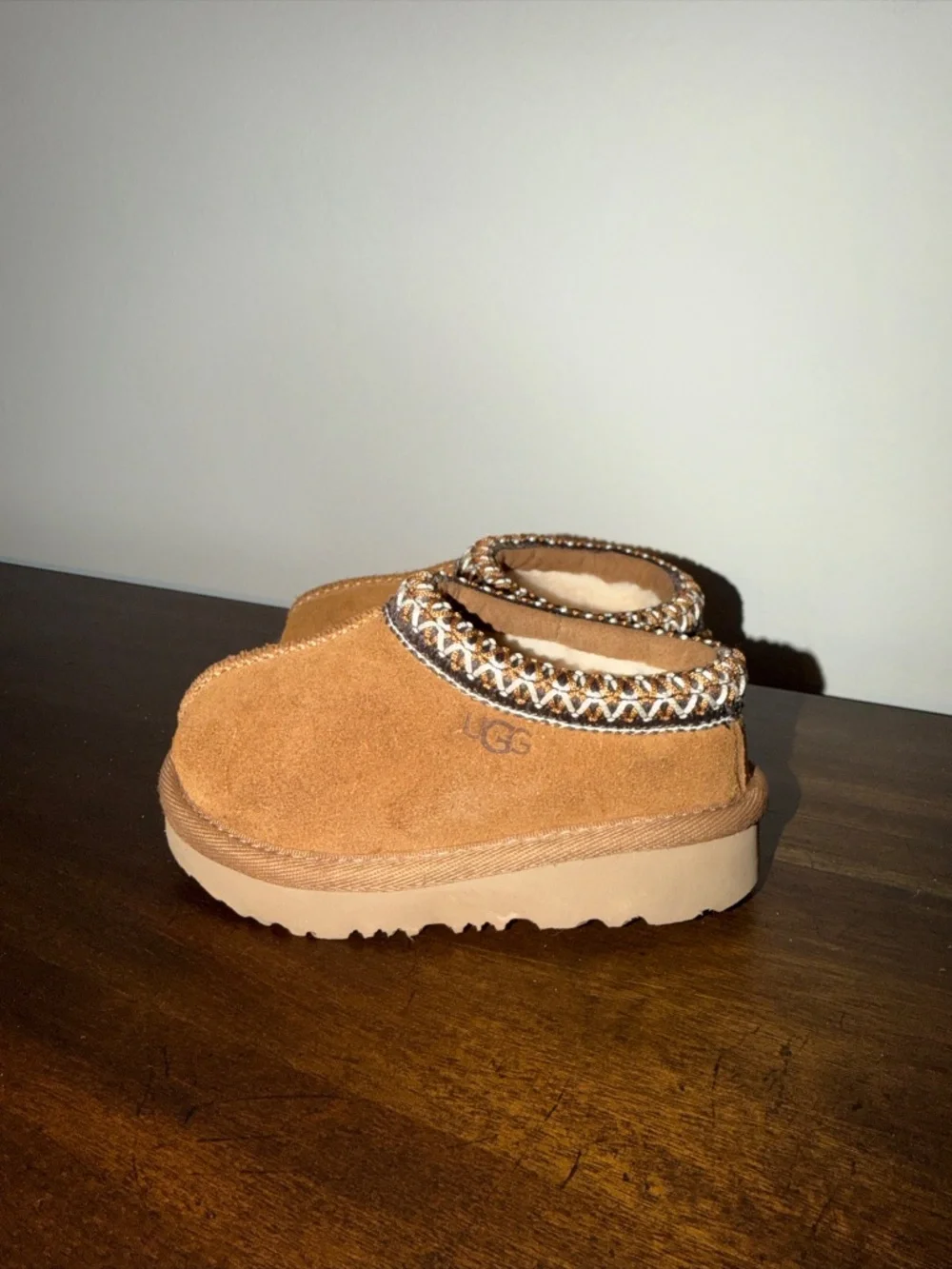 UGG Tasman Chestnut Toddler Shoes Size 6C Nice!